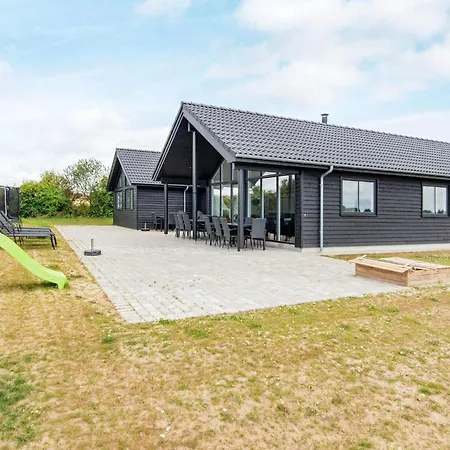 16 Person In Sydals Feriehus Sarup