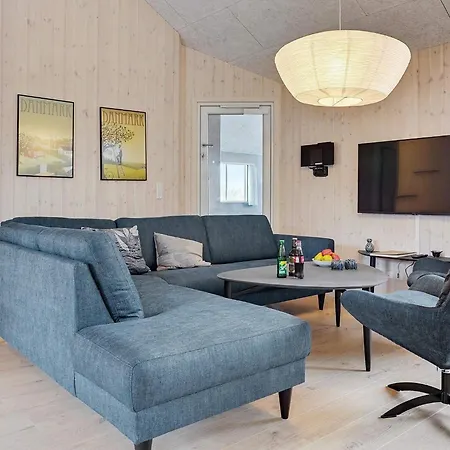 16 Person In Sydals Feriehus